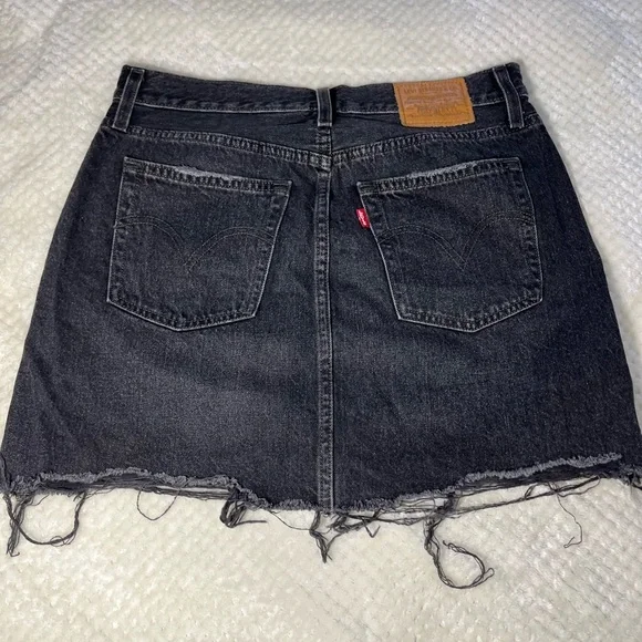 Levi black mini skirt - Picture 9 of 15